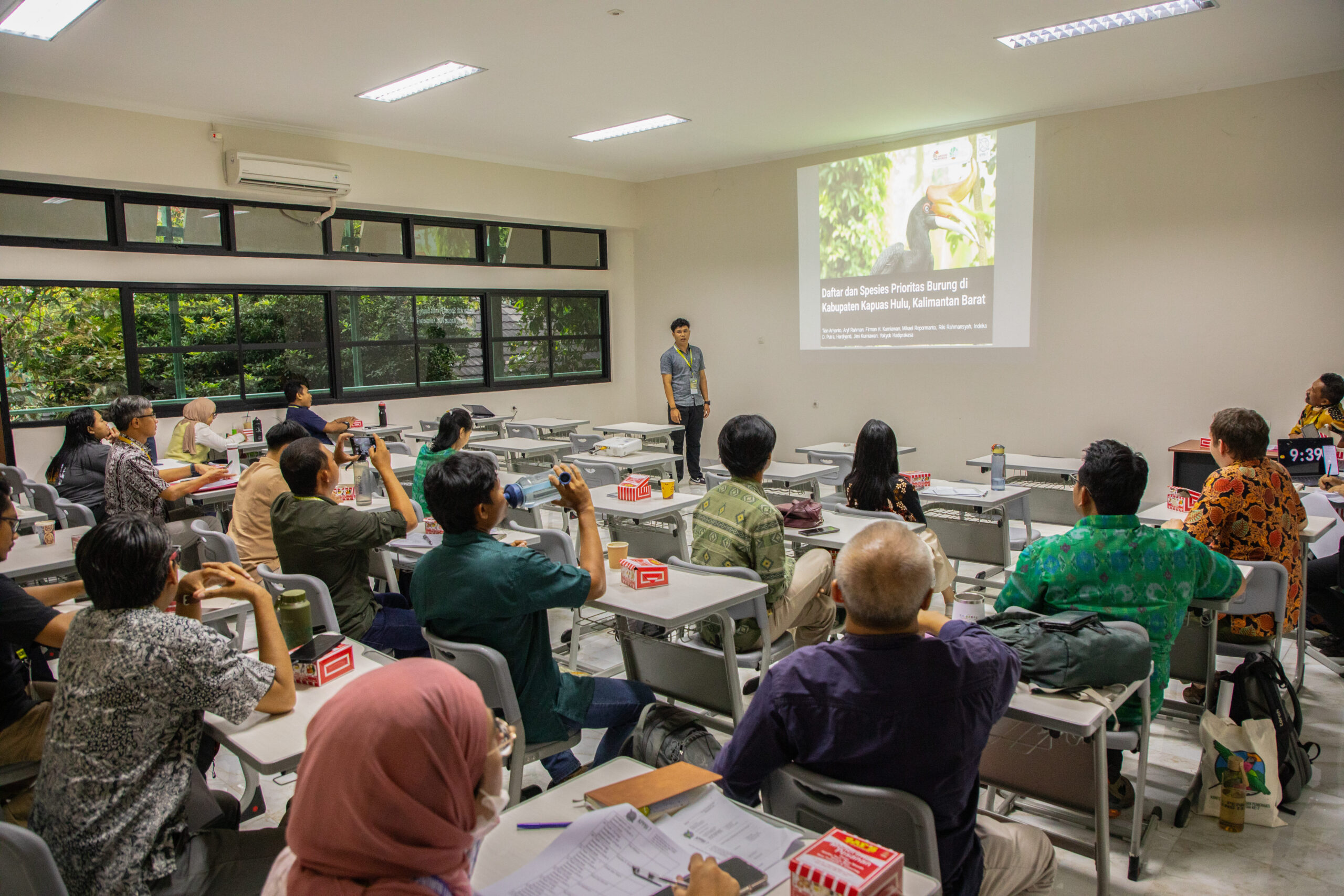 Presentasi di Wing R2