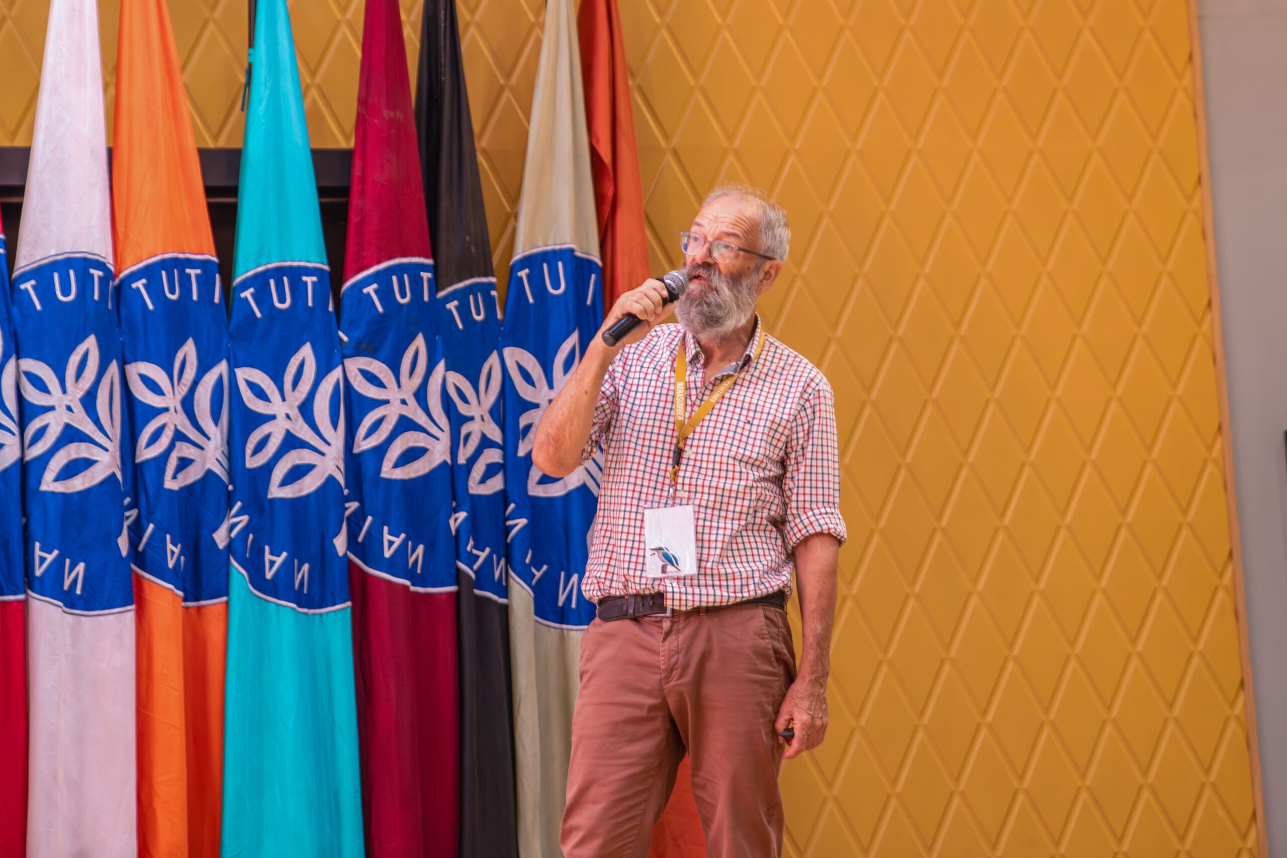 Pemaparan Seminar Panel Keduaoleh Bapak Bas Van Balen