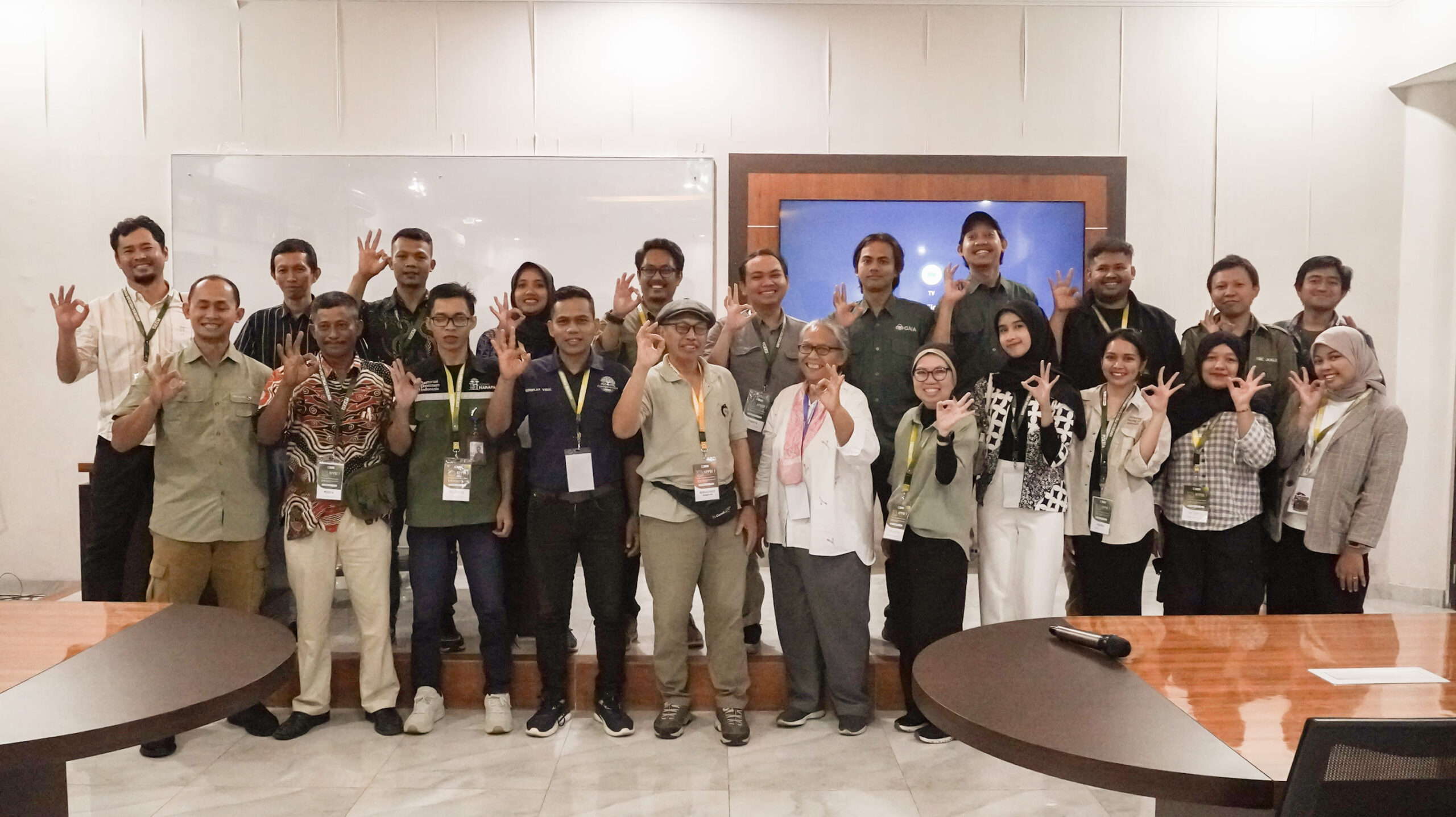 Foto bersama di Wing R1